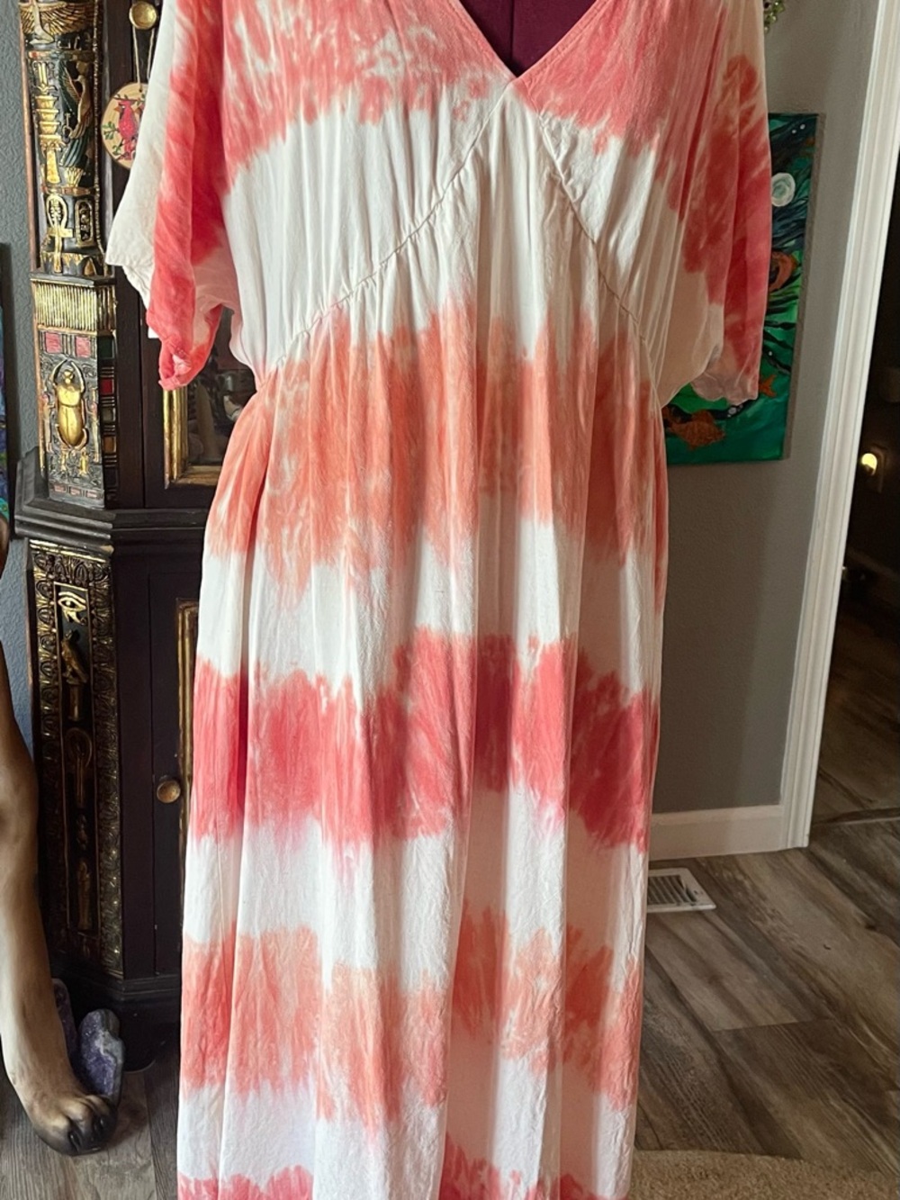 Knox Rose Coral and White Tie-Dye V-Neck Maxi Dress